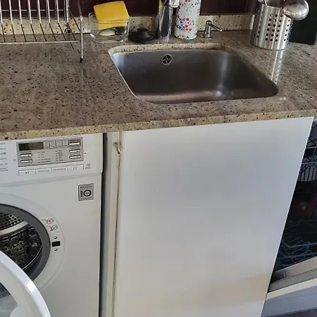 Apartment Near The Plocka Metro Station