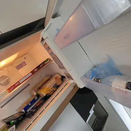 Apartment Near The Plocka Metro Station